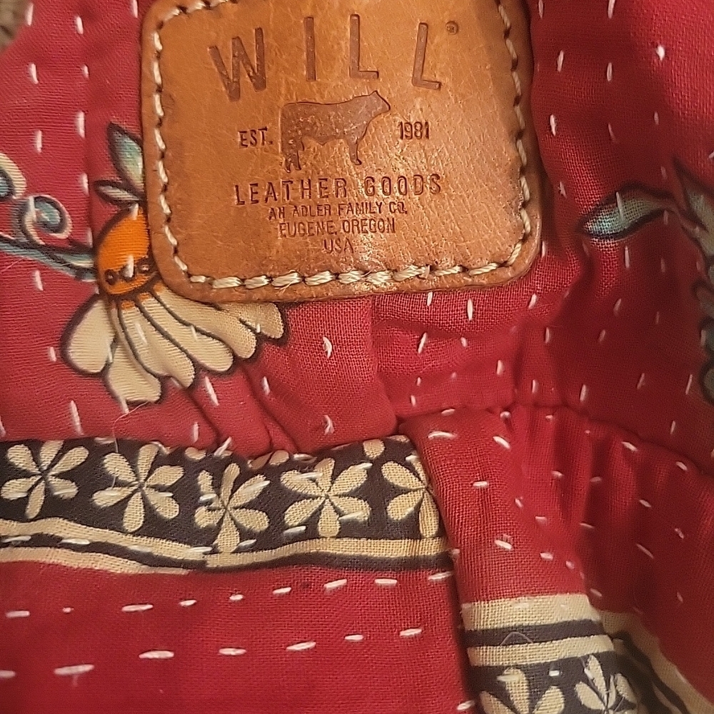 Will Leather Goods Red and Green Shoulder Bag with Floral Design - Picture 6 of 7